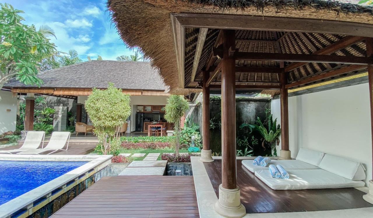 Tis Orchid Villa By Premier Hospitality Asia Seminyak Esterno foto
